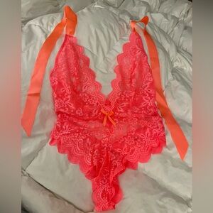 NWOT Coral Lace Bodysuit